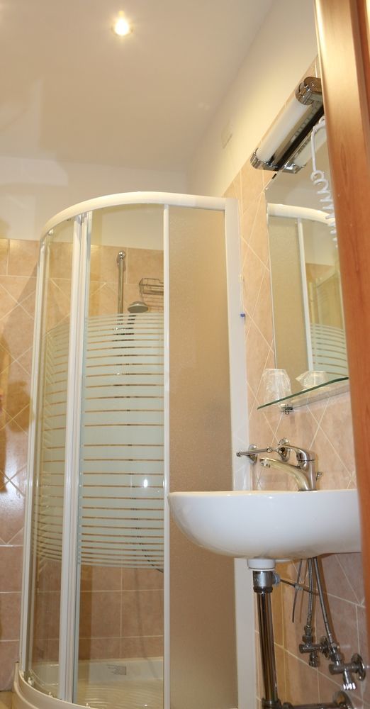 Adelaide House Hotel Florence Ngoại thất bức ảnh